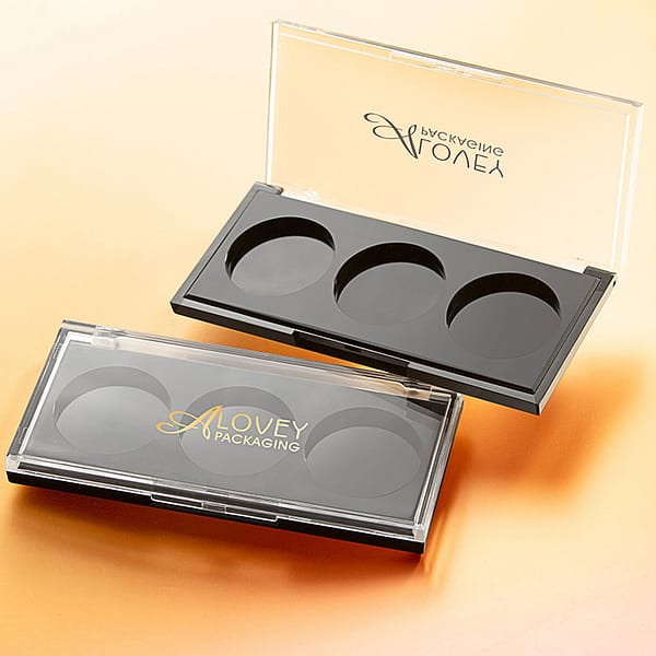 Triple eyeshadow case 